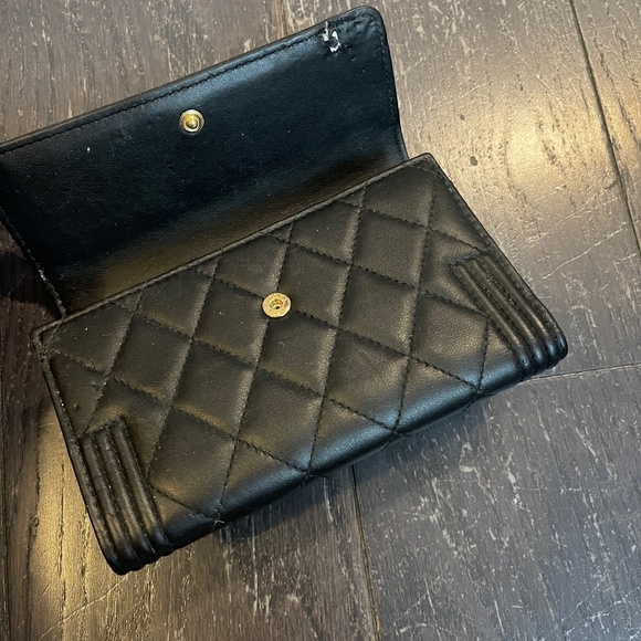 Chanel Black gold Boy Flap Trifold Wallet leather with authentication card - Picture 4 of 16